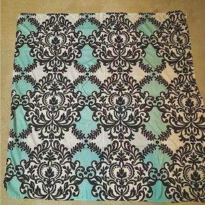 Fabric shower curtain in black, white and turquoise/aqua color